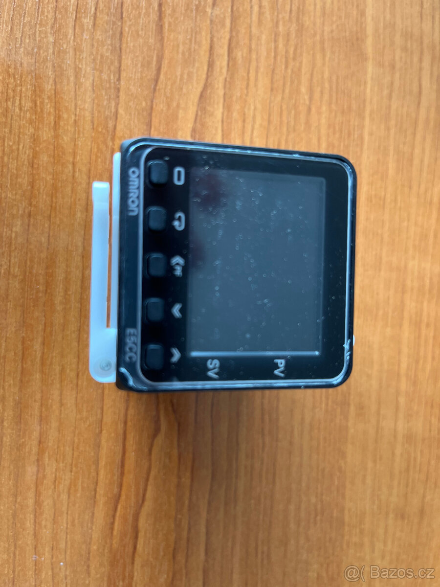 Omron E5CC-QX3A5M-003 - 2