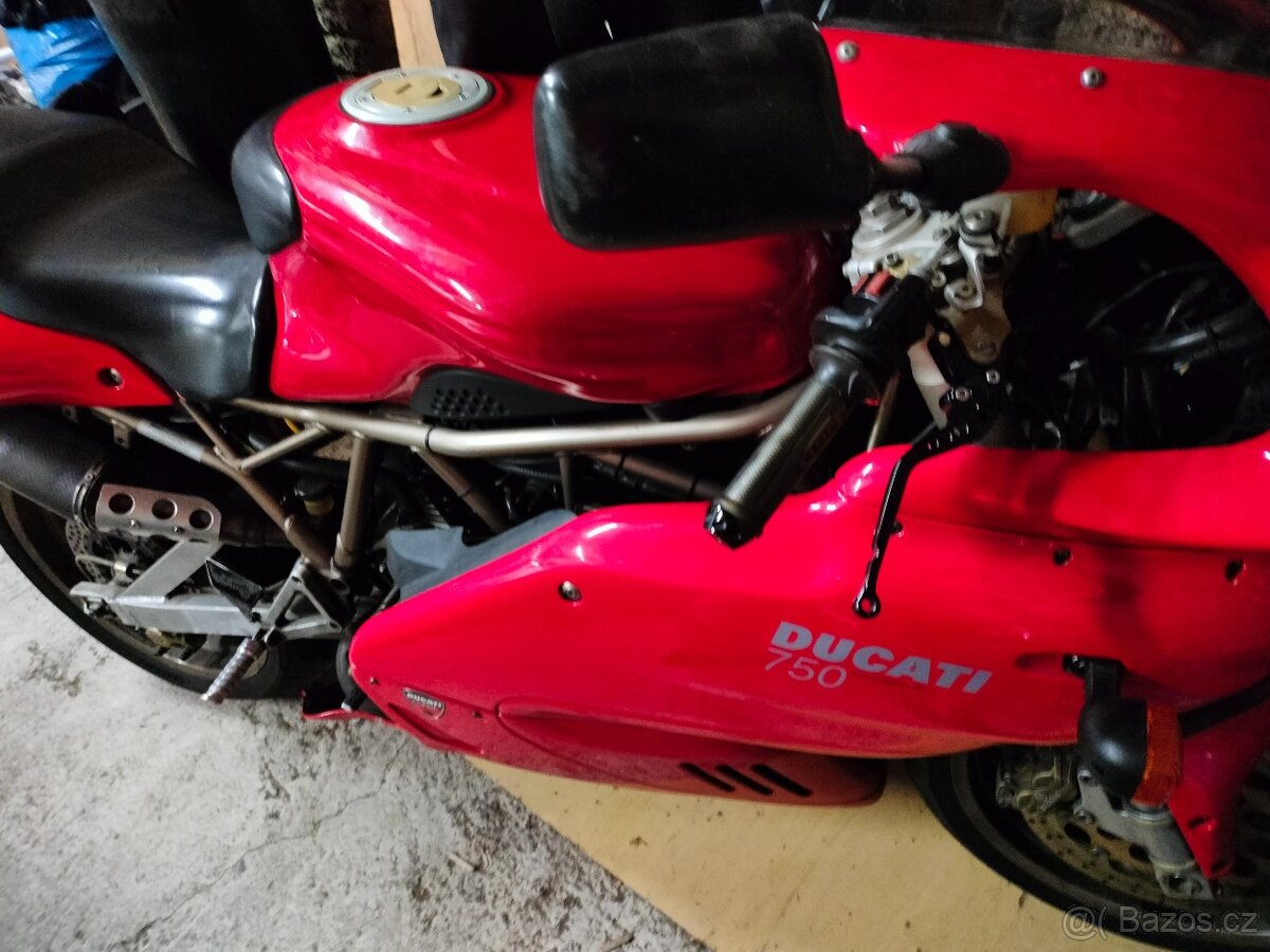 Prodám Ducati 900 SS - 2