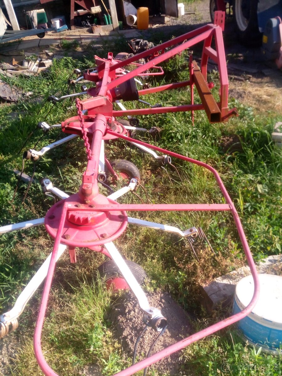 Obraceč sena deutz fahr - 2