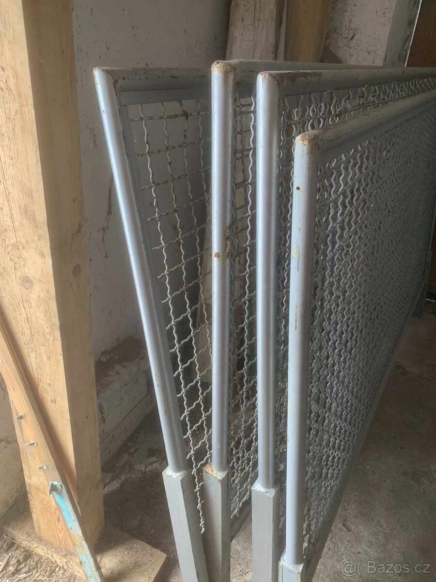 Prodám plotový díl mám 10 ks vhodné na plot - 2