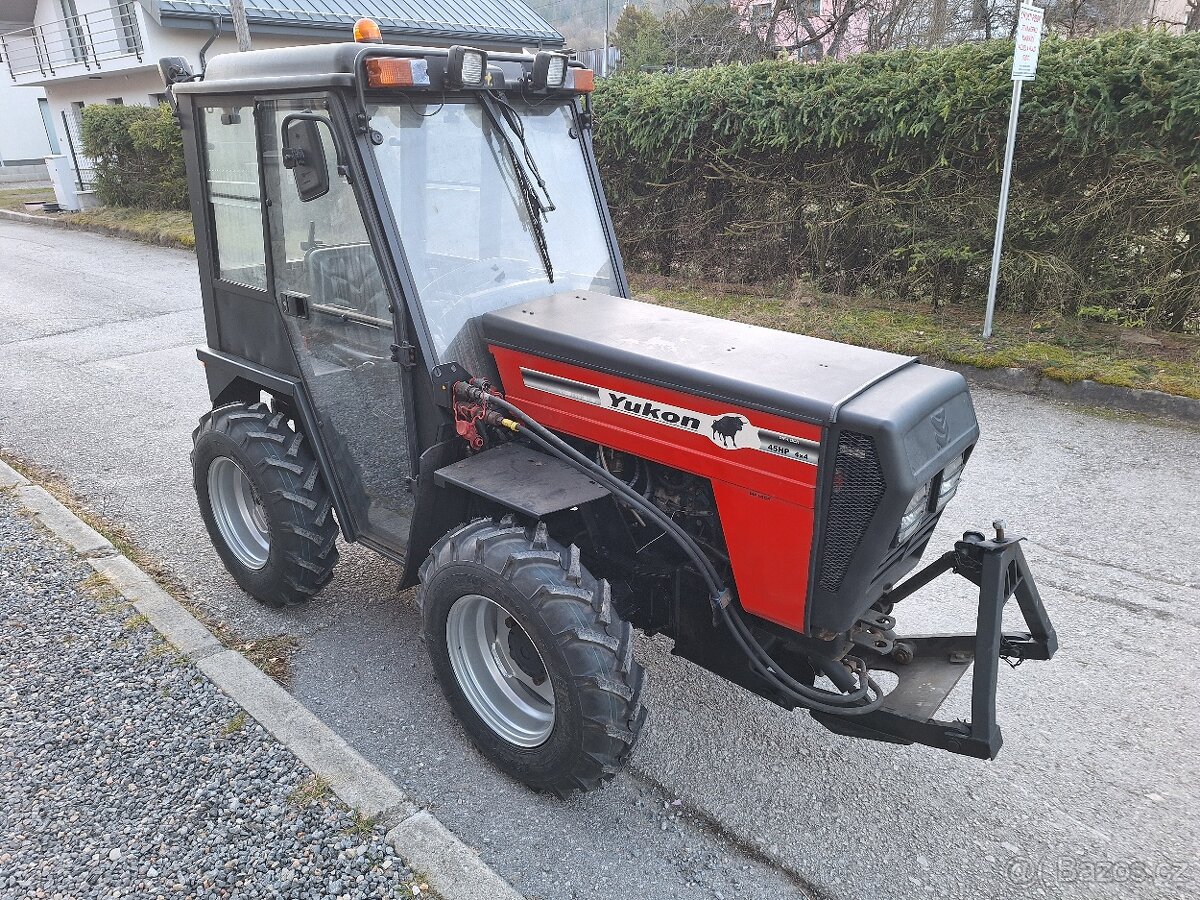 Traktor Yukon Wisconsin Kubota - 2