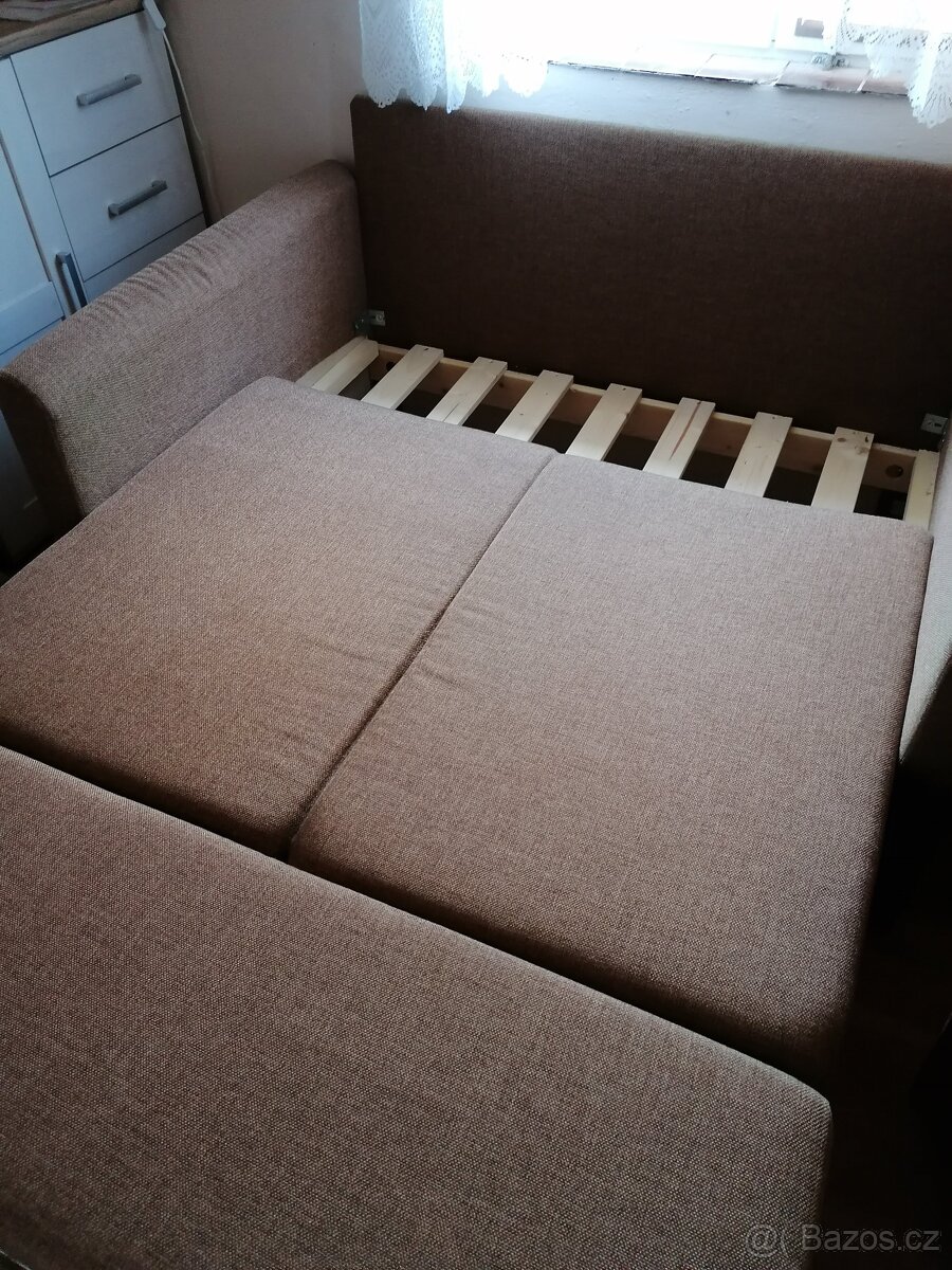 Pohovka rozkládací - 2