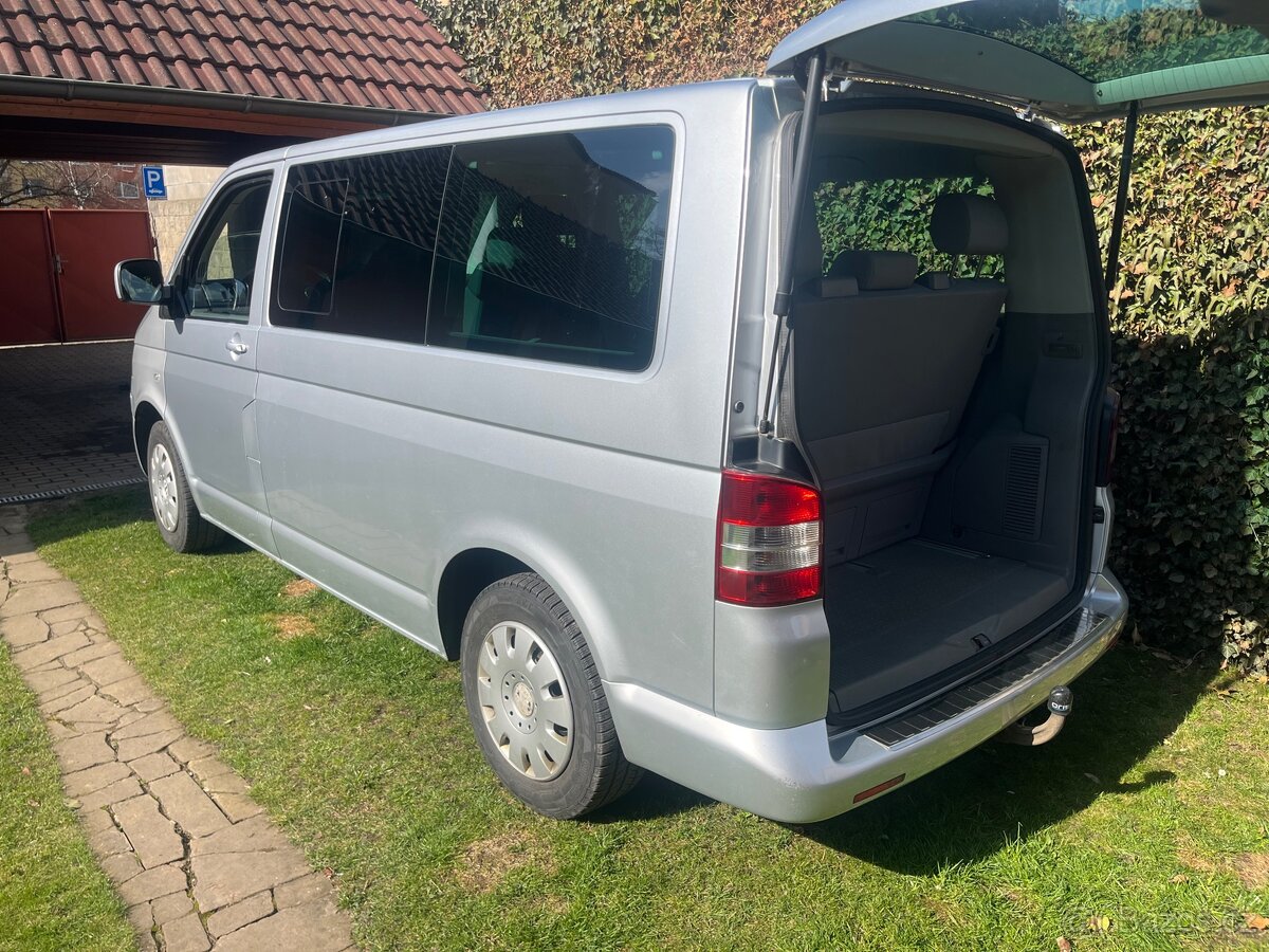 VW Multivan T5 1.9 TDI 77 kw - 2