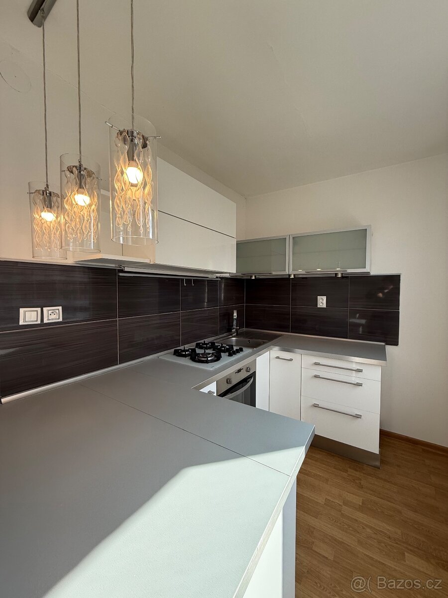 Pronájem bytu 2+1 v Chomutově - ul. Stavbařská - 2