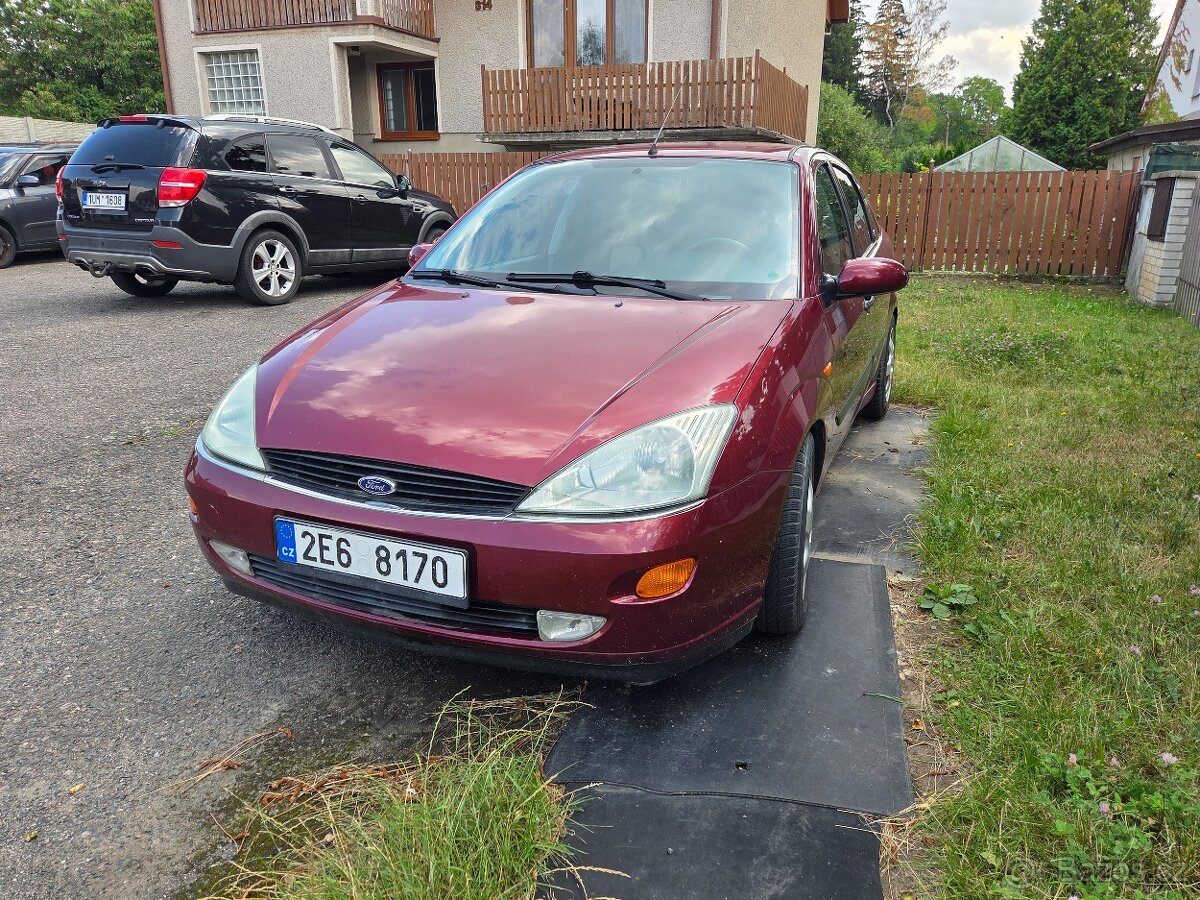 Ford Focus, 1.8 Ghia - 2