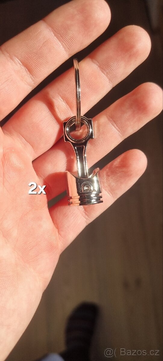 Přívěsky pro milovníky aut - 2