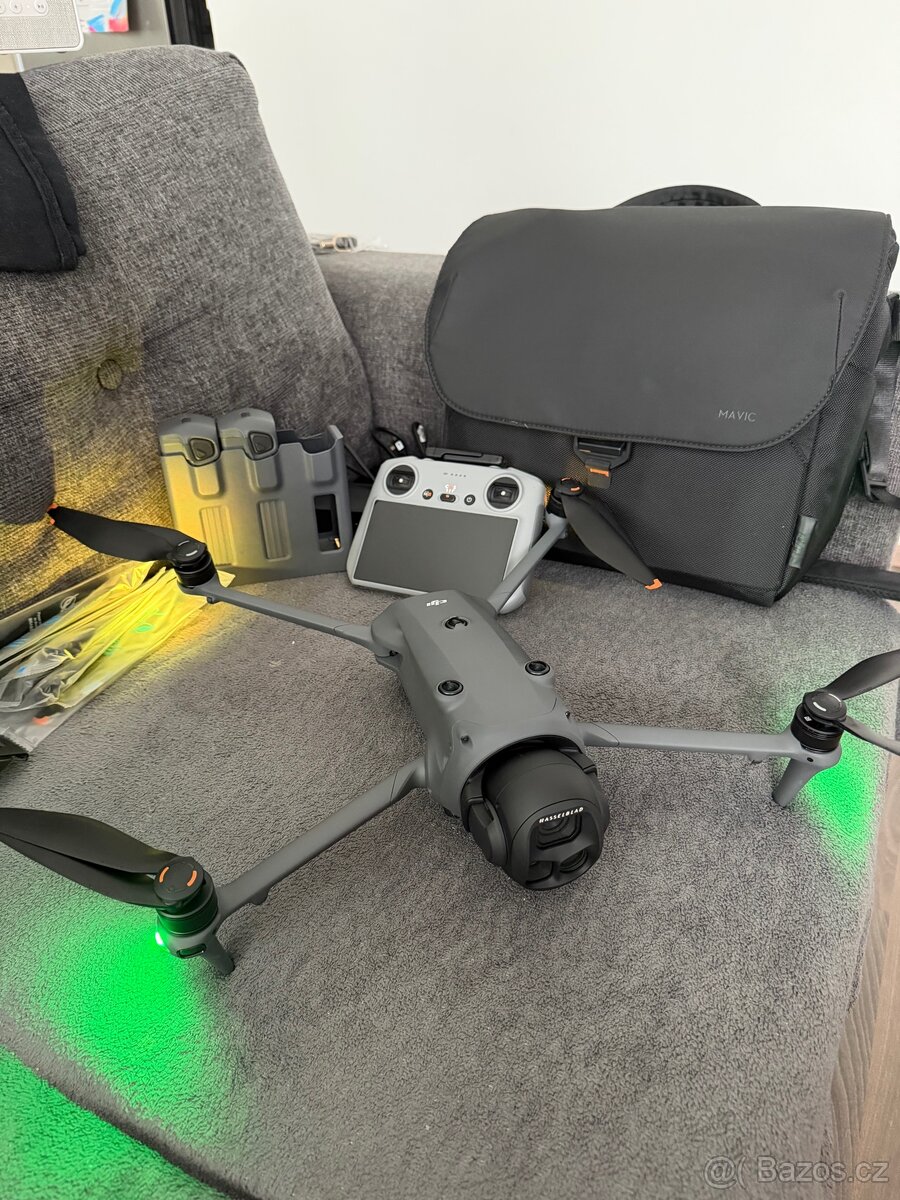 DJI Mavic 4 Pro Fly More Combo ( DJI Care ) - 2