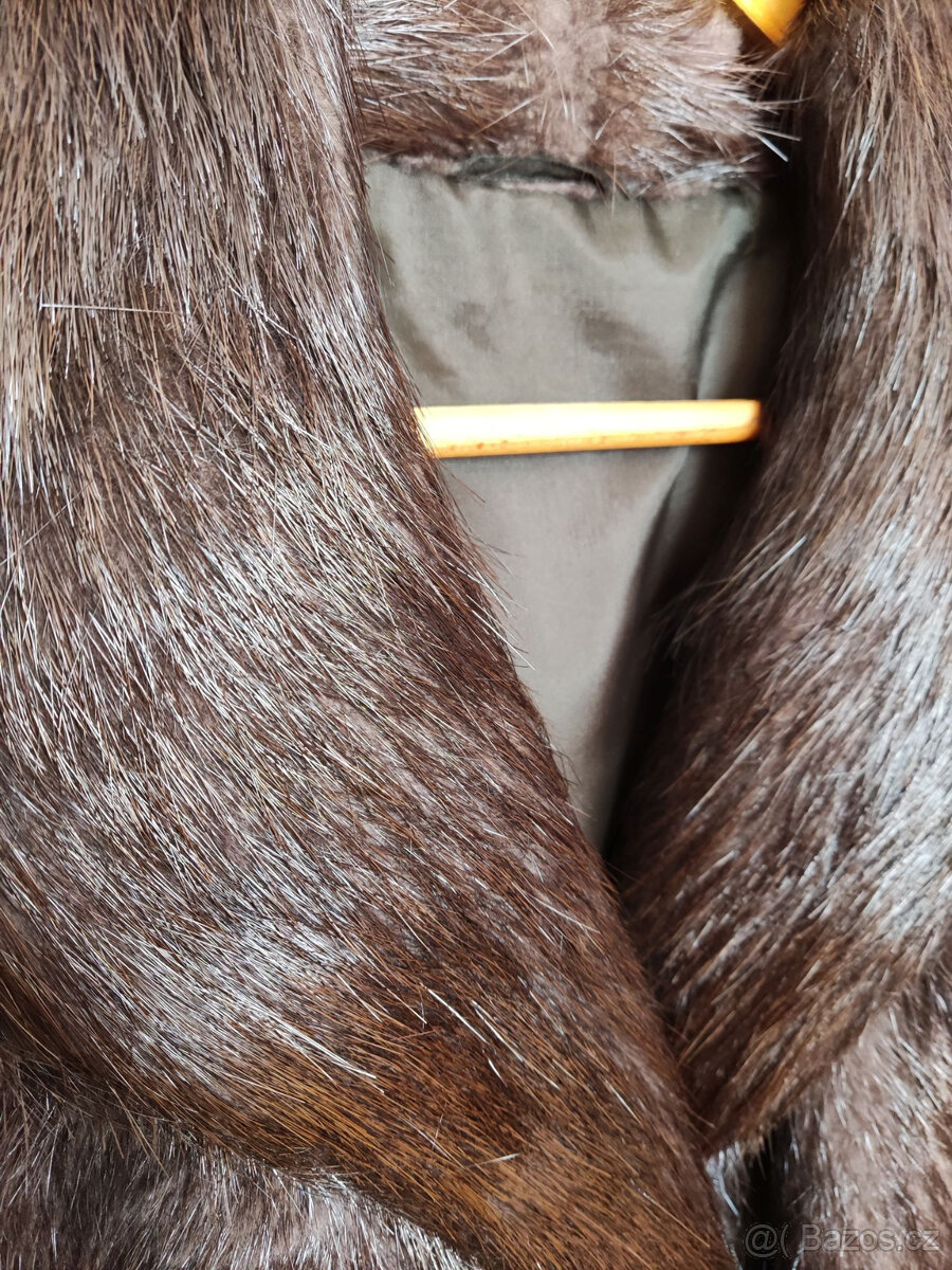 Prodám málo nošený kožich z nutrie - 2