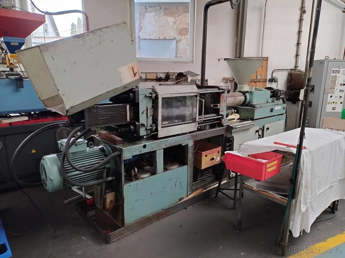 Vstřikovací lis na plasty TOS CS 195 100-1 - 2