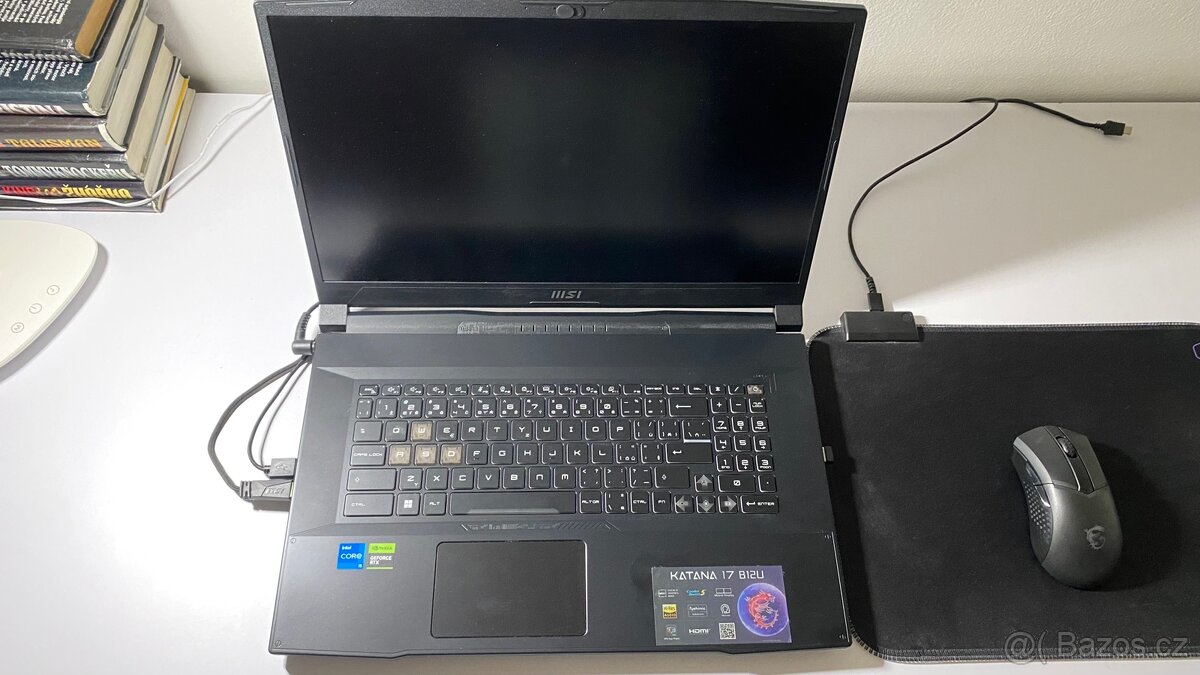 MSI KATANA 17 B12UDXK - 2