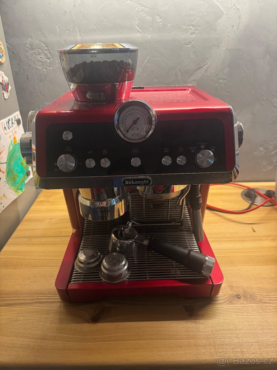 De'Longhi La Specialista EC9335.R - 2