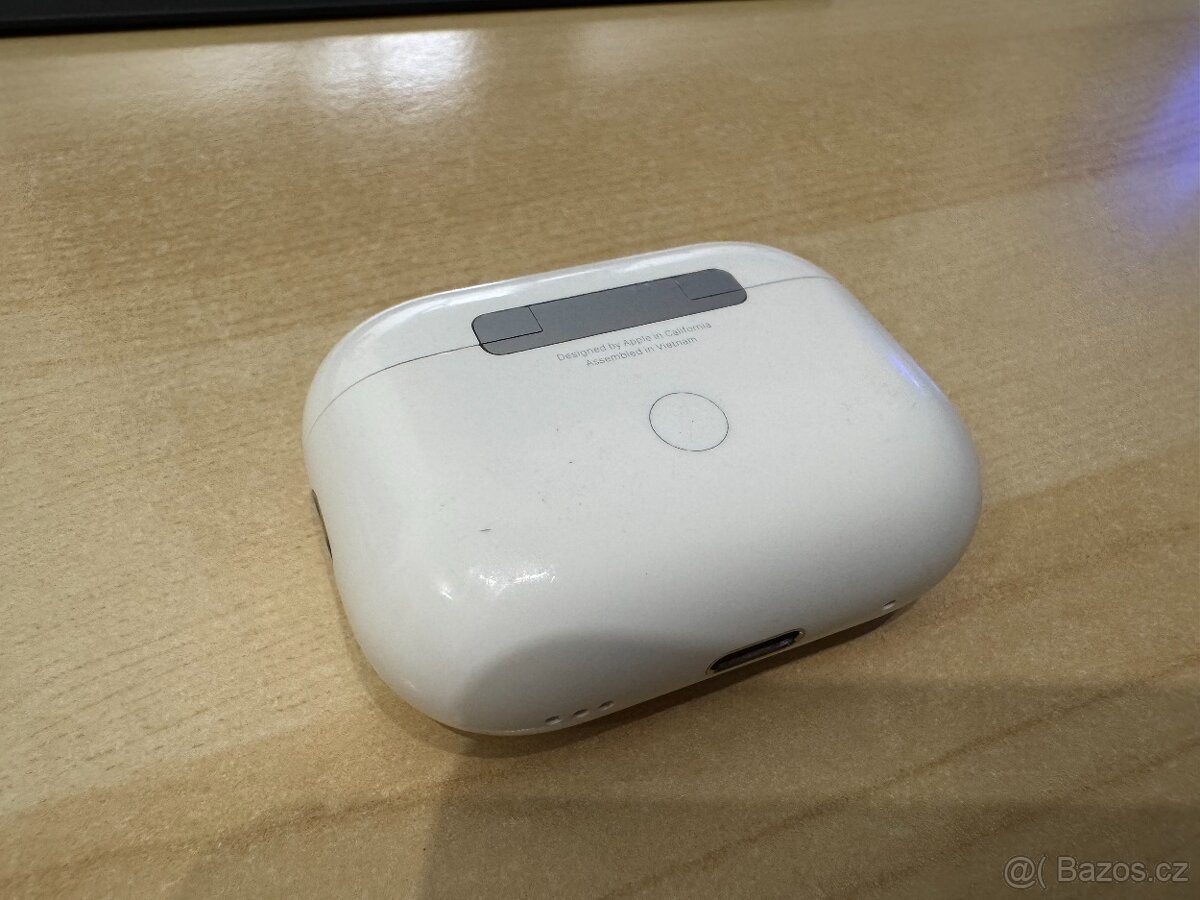 Apple AirPods Pro 2 - náhradní pouzdro - 2