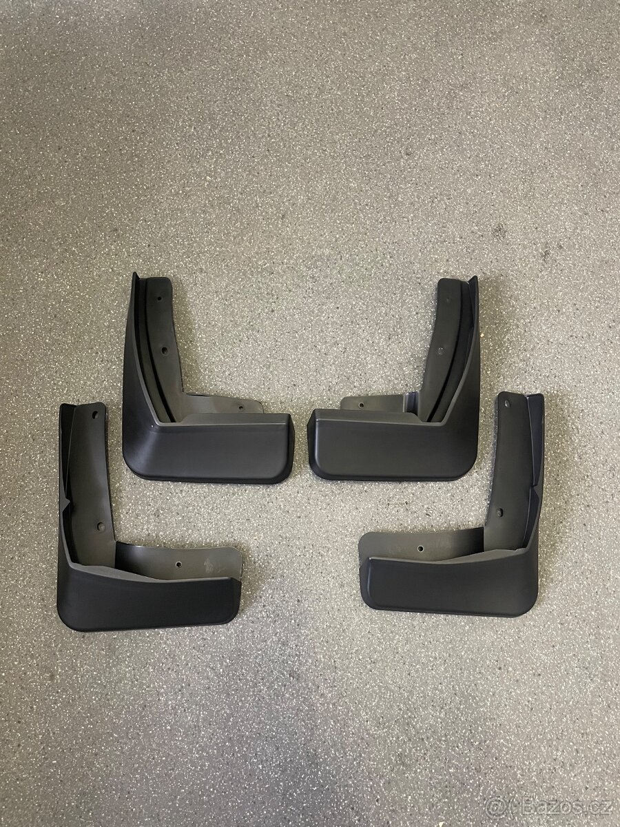 Zástěrky Volkswagen Polo MK6 - 2