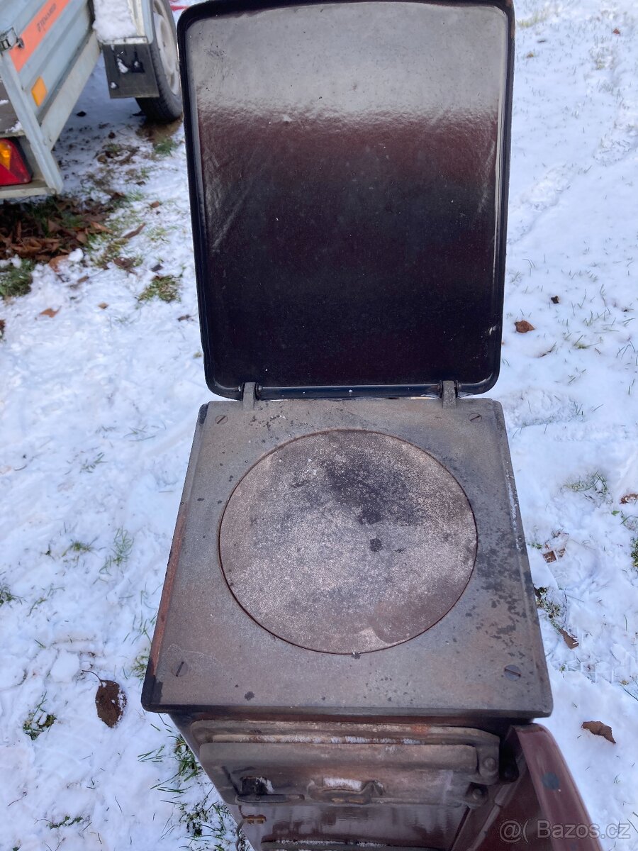 Krbová kamna Zora 8 - 2