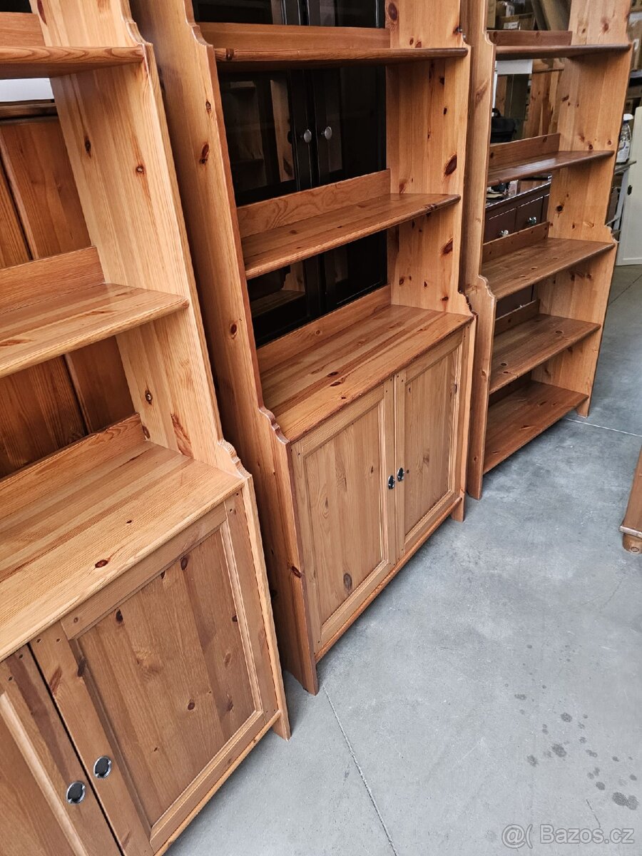 PŘÍBORNÍK - KNIHOVNA IKEA LEKSVIK - 2