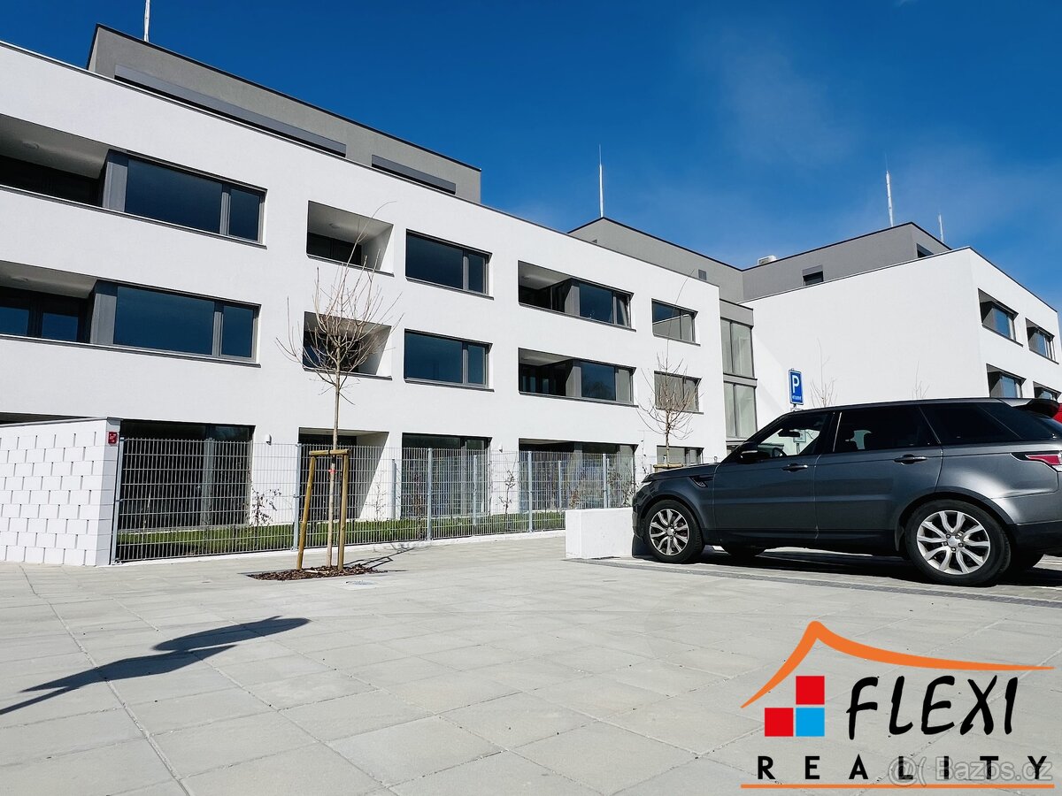 Pronájem bytu 1+kk, 32 m² vč. parkování - Ostrava - Slezská - 2