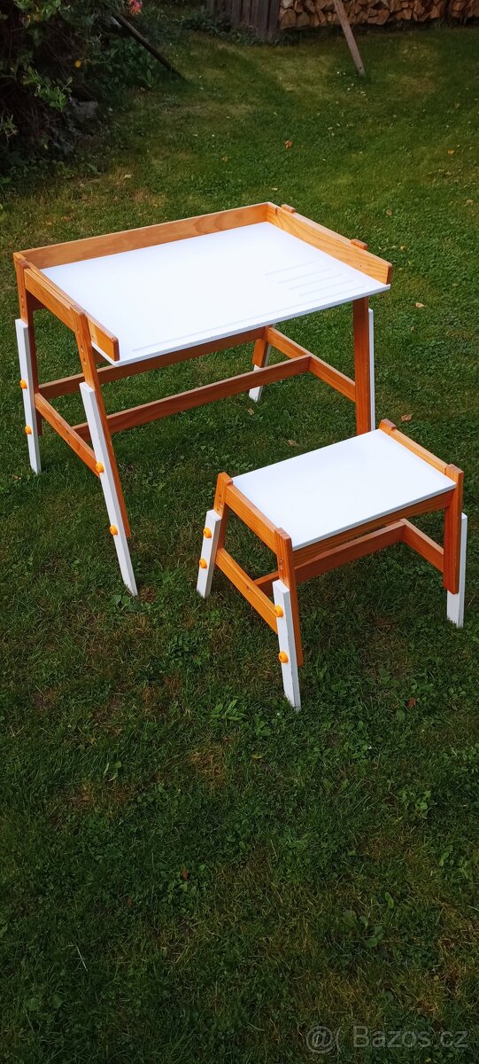 Kreslící stůl a stolička - výškově nastavitelné - 2