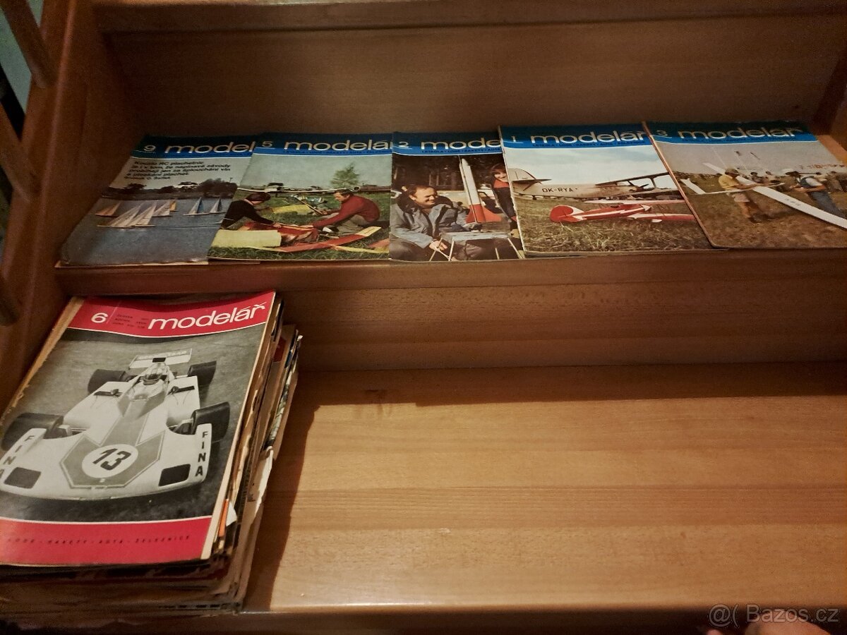 Prodám časopisy RC modely a modelář viz foto - 2