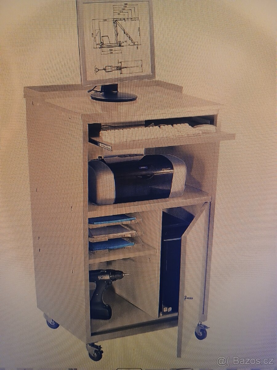 Eurokraft basic-Mobilní PC pult. - 2