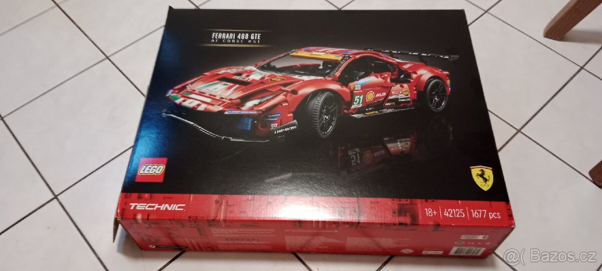 LEGO Technic 42125 Ferarri 488 GTE - 2