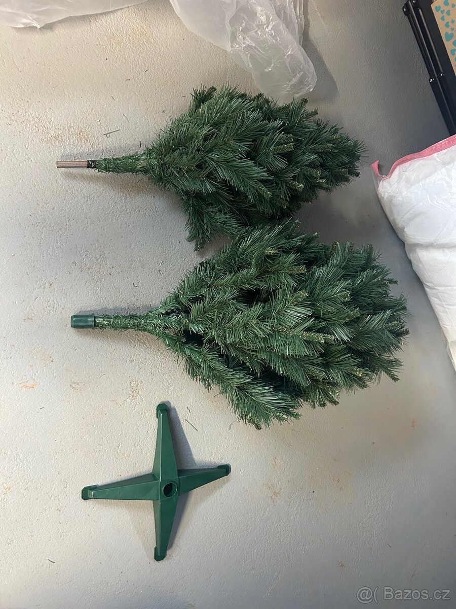 plastovy vanocni stromek cca 150 cm - 2