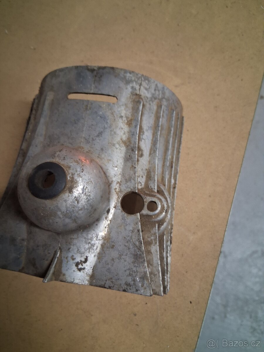 Kryt karburátoru jawa 175 356 - 2