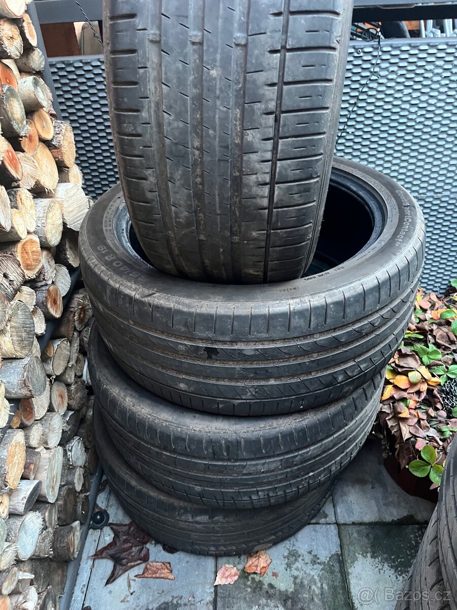Pneu R19 255/40 R19 Letní - 2