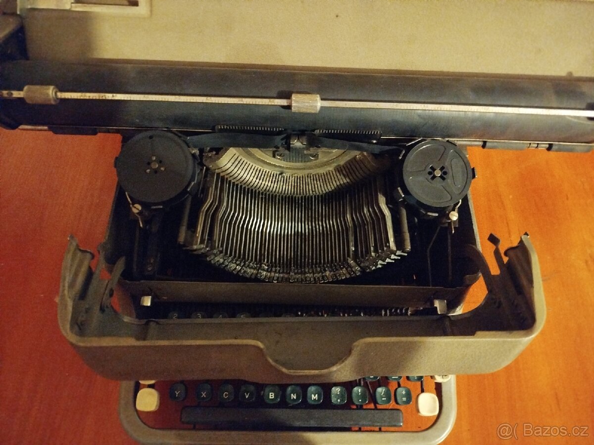 Psací stroj Zeta - 2