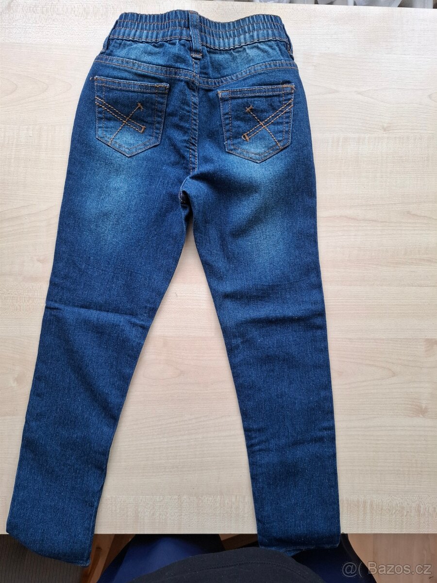 Dětské džíny velikost 122 v dobrém stavu - 2