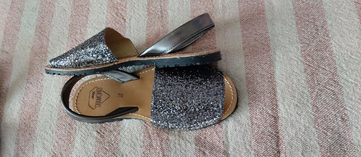 Třpytivé sandály z Itálie - 2