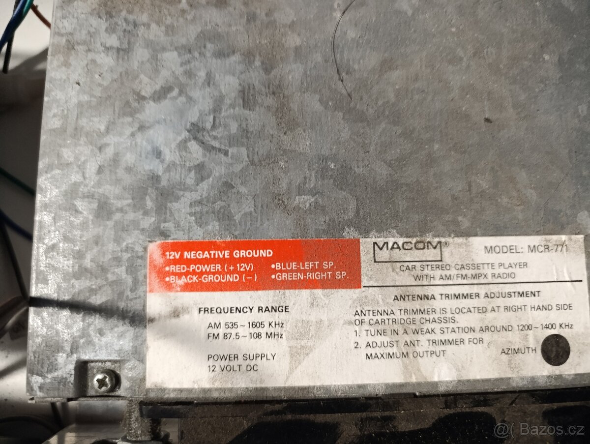 Staré funkční autorádio Mascom. - 2