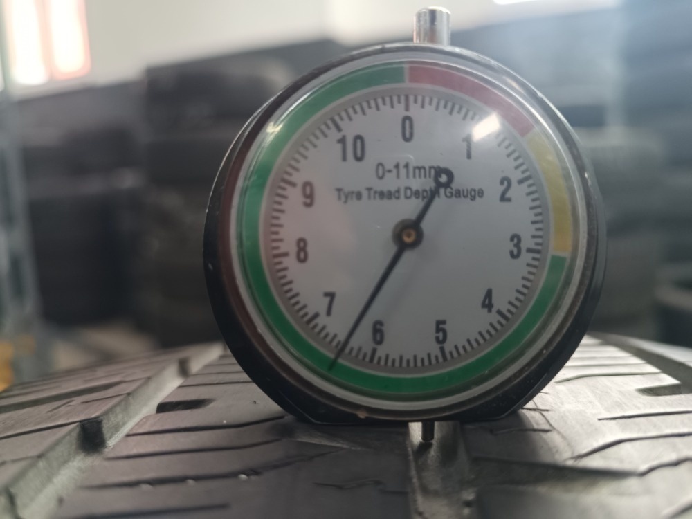 215/65 R16C CONTINENTAL (1124) - 2