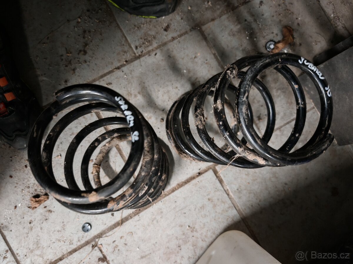 Zadní pružiny subaru - 2