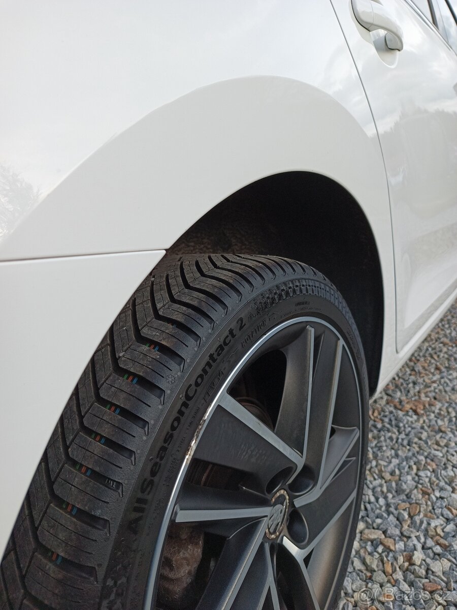 Škoda Rapid Spaceback 1.2Tsi 81kW Panorama ❗ - 2