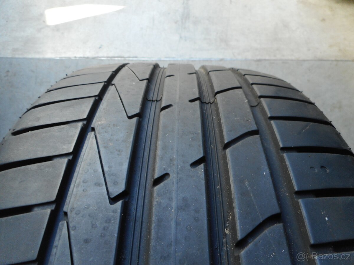 225/40 r18 92y 1ks Hankook - 2