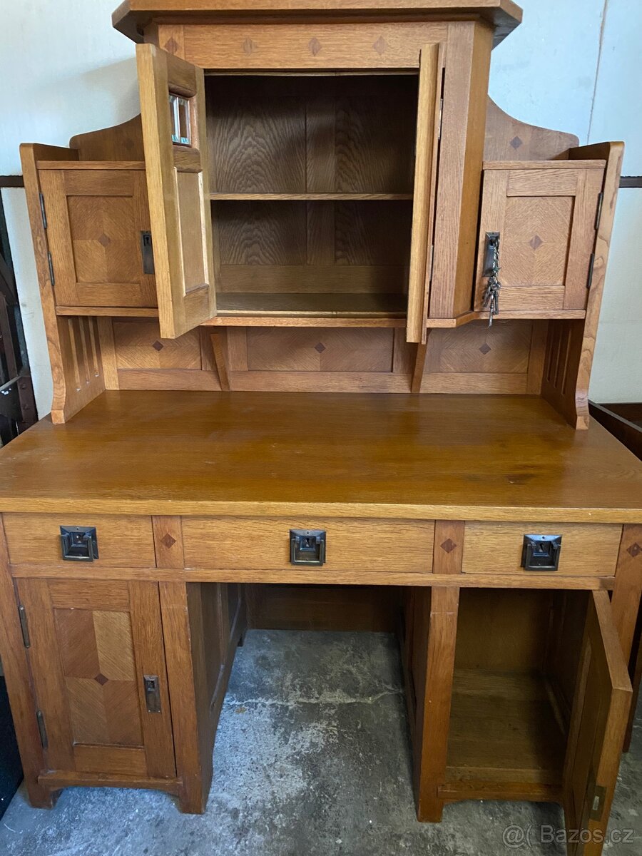 Starožitný psací stůl - 2