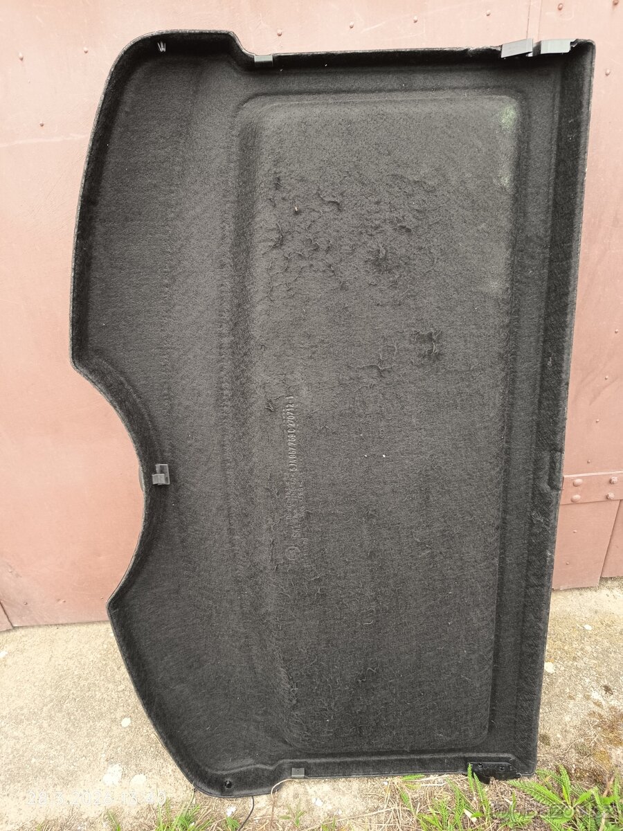 Plato kufru rapid sedan liftbek - 2