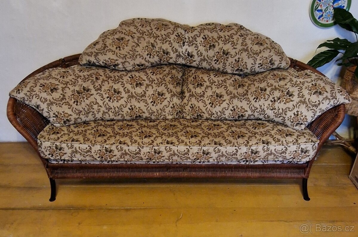 Ratanová pohovka - 2