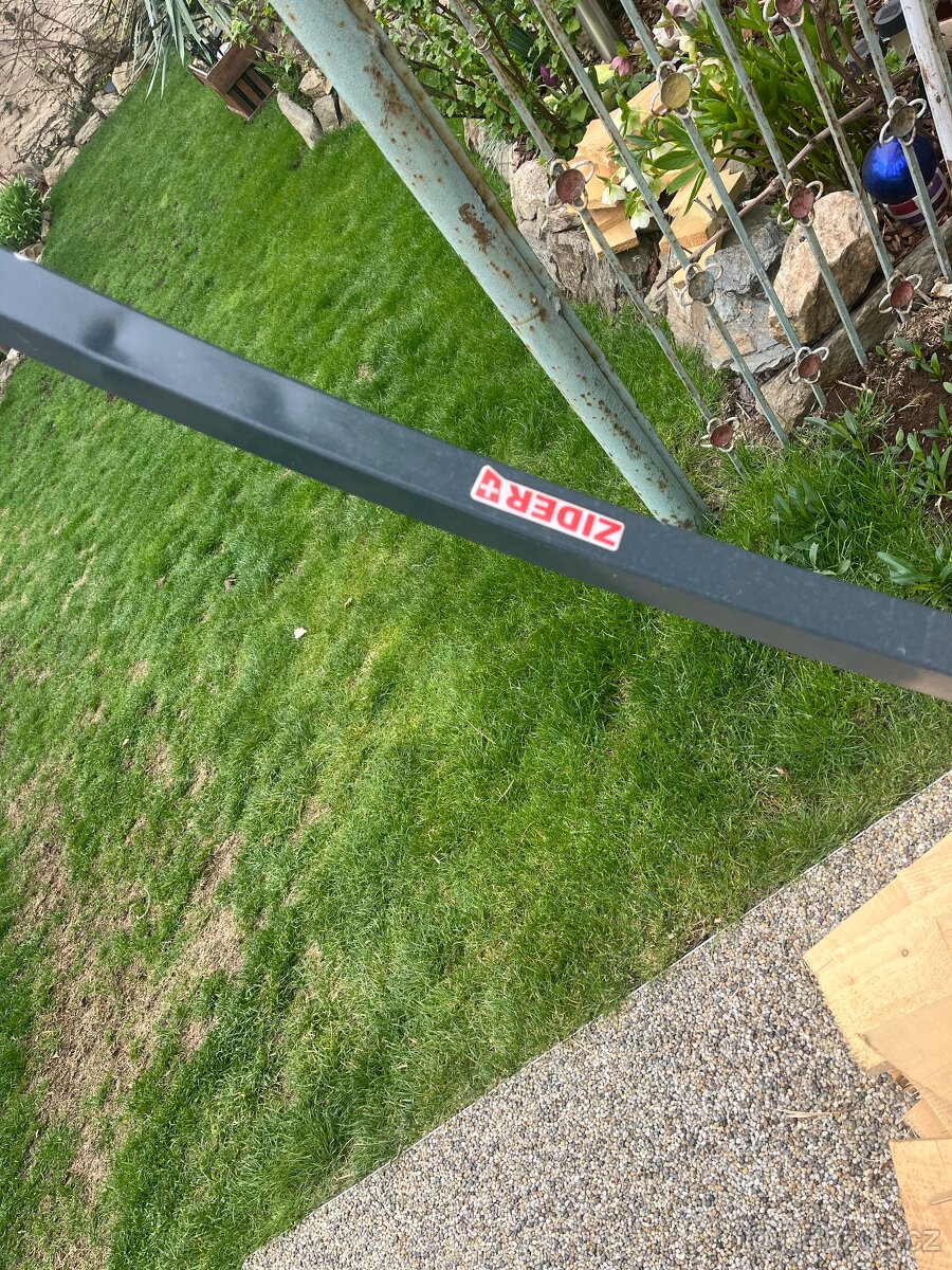 Kovový rám na houpačku - síť - 2