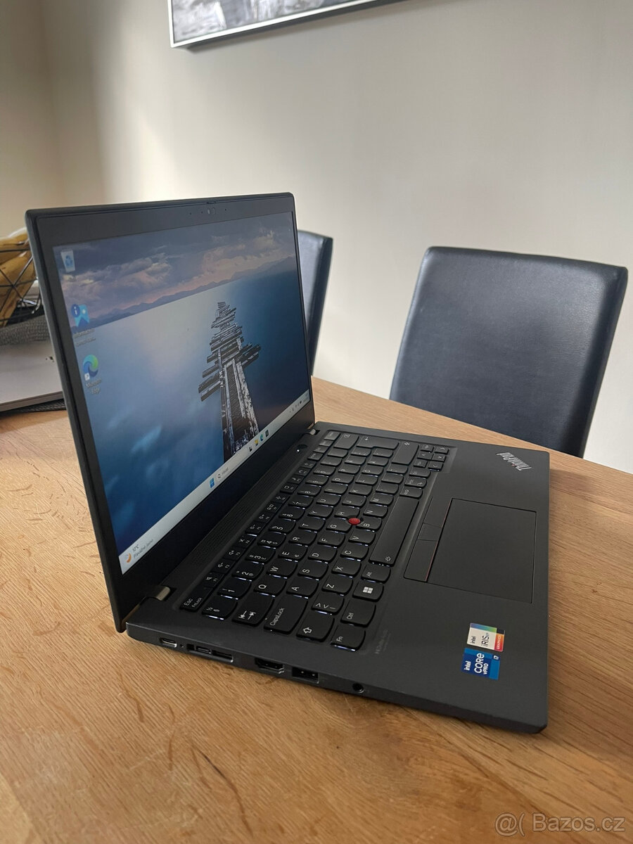 Lenovo ThinkPad T14s Gen 2 / Core i7 / Dotyk - 2