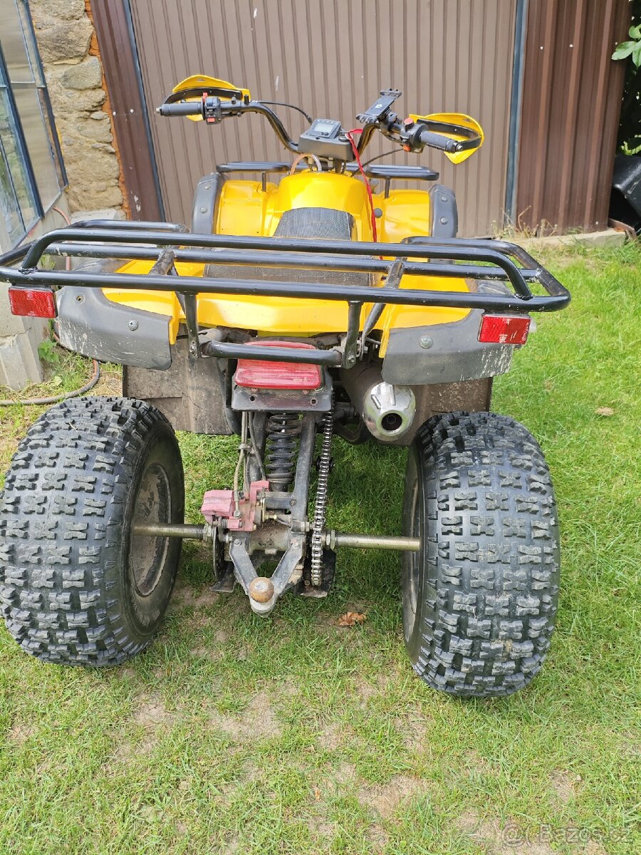 Ctyřkolka shineray xy200