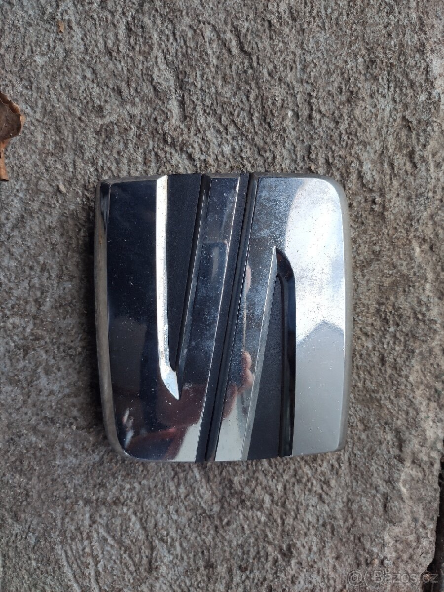 Seat Alhambra II 10- větráky, lišta, rámeček - 2