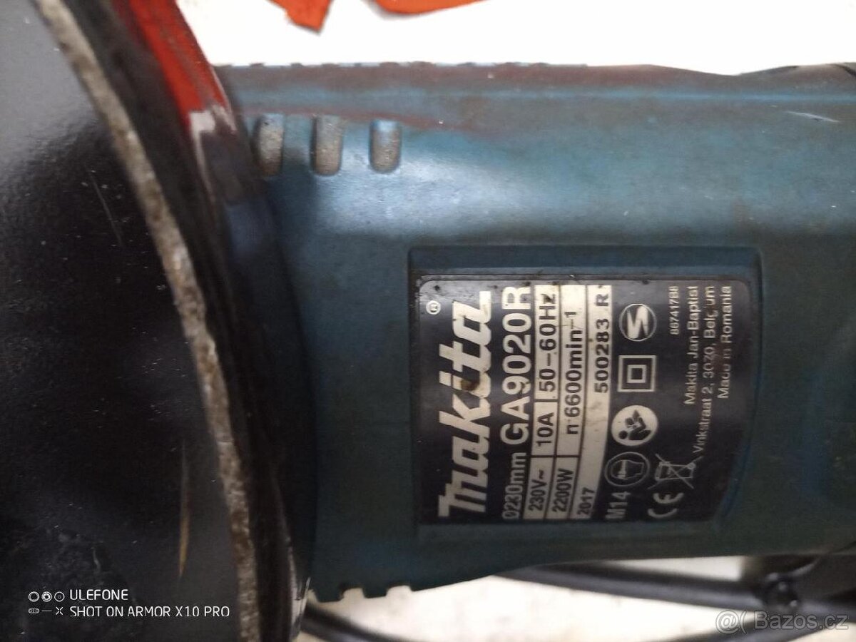 Úhlová bruska Makita 230 - 2