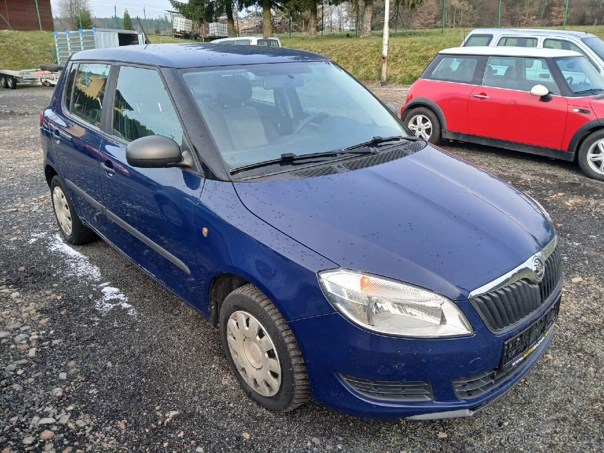 Škoda Fabia II 1.2 TSi ACTIVE - 2