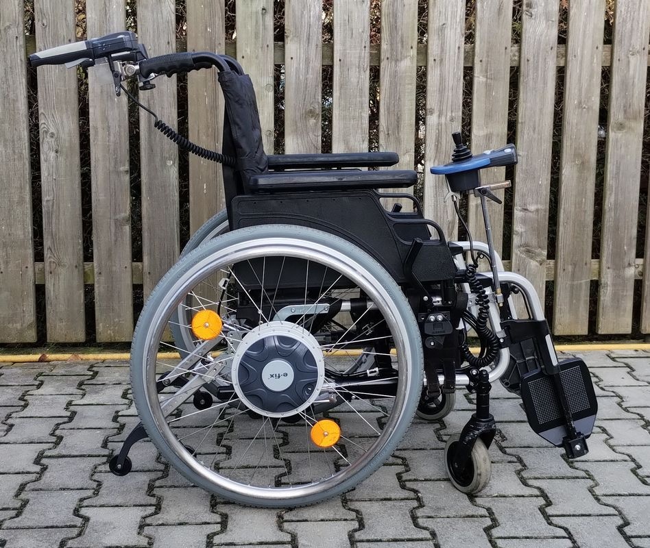 Prodám elektrický invalidní vozík - 2