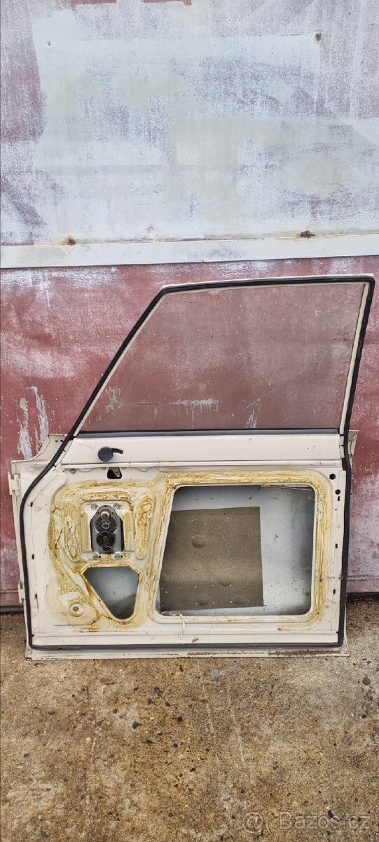 Wartburg 353 pravé přední dveře - 2