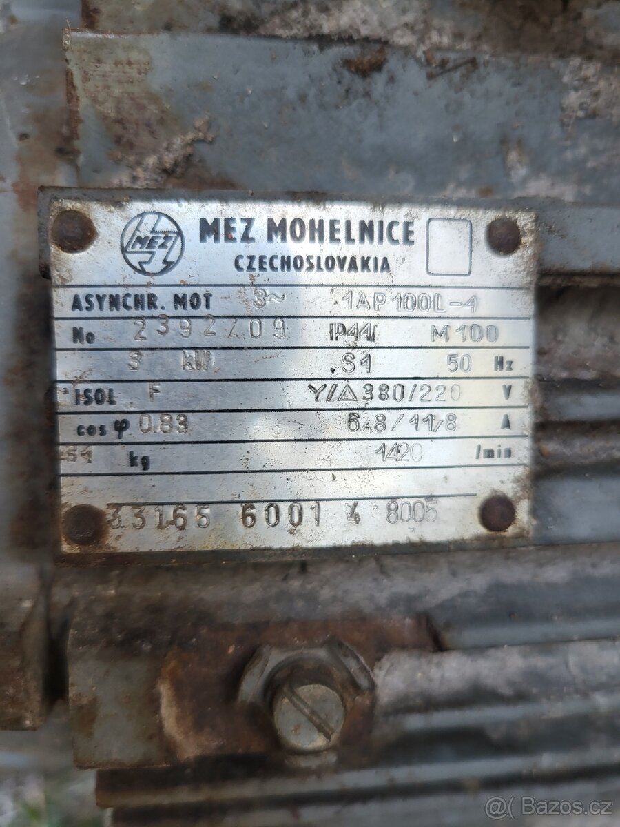 Prodám pilu kotoučovou na dřevo. Elektromotor 3kw - 2