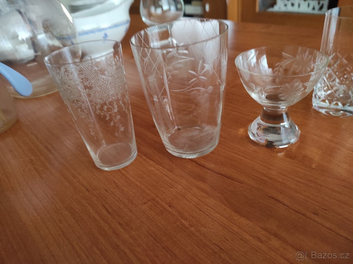 Broušené sklenicky - 2