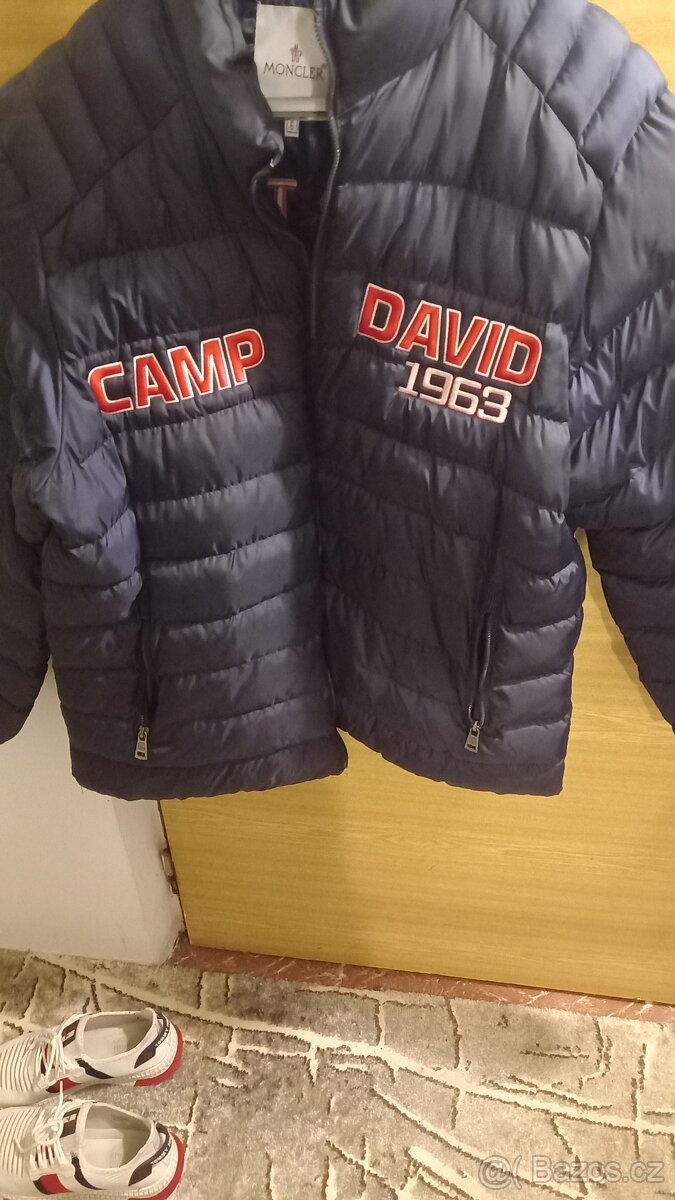 Camp David. Nová bunda stala 9000.kc za 3.000.kc - 2