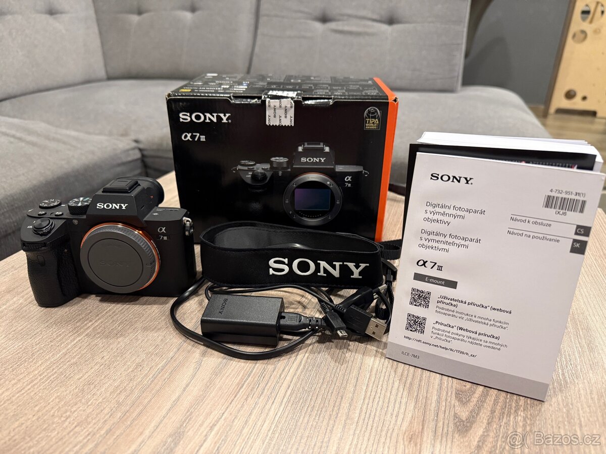 Prodám Sony A7 III - 2